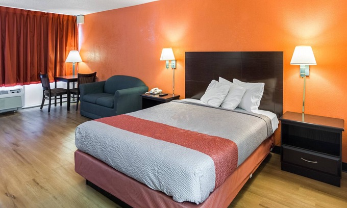 Groton Hotel | Motel 6 Groton, CT—Casinos Nearby