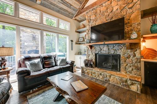 Sapphire House | Mountain Bearadise Home with Stunning Views