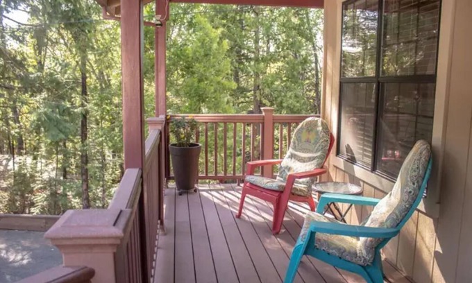 Phoenix Lake-Cedar Ridge House | Mountain House and National Forest Peacefulness