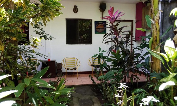 Granada Bed & Breakfast | Museito de Carlos