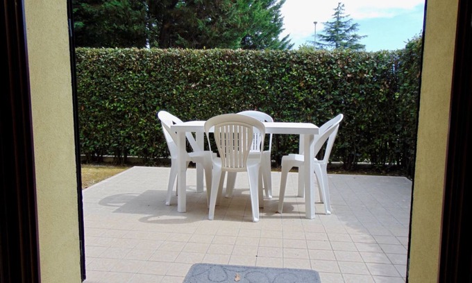 Sirolo Apartment | N243 - Numana, three-room apartment in residence with swimming pool