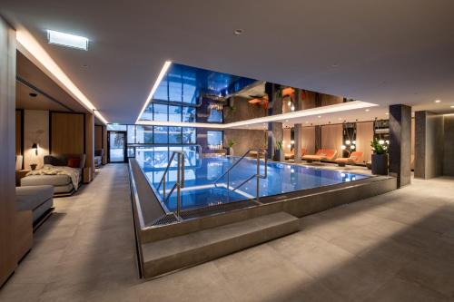 Fiss Hotel | Nagalu
