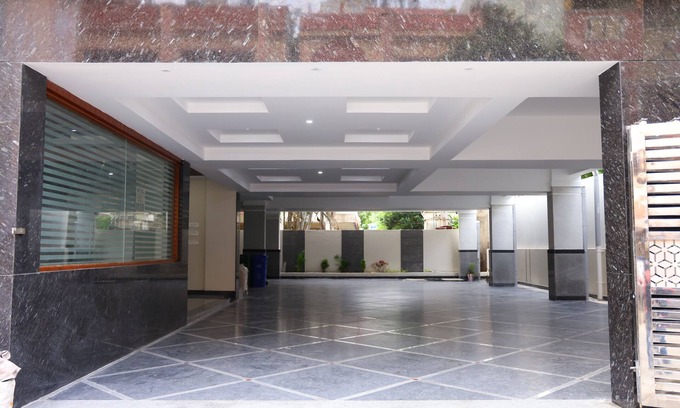 Tirupati Hotel | Nanda Mohan Residency