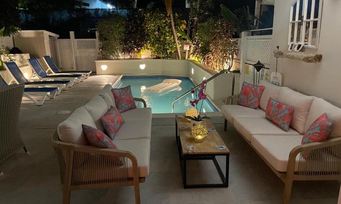 Porters House | Nanpa, Luxury Family Three Bed Villa, St James West coast, Private pool