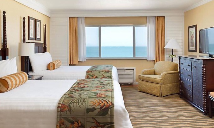 St. Pete Beach Resort | Nestled in the TradeWinds Island Grand Resort - St. Pete's Beach.