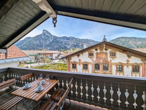 Oberammergau Apartment | Neu! Moderner bayrischer Flair vor Pilatushaus