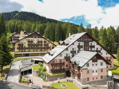 Folgarida Resort | Nevesole Folgarida Resort Aparthotel