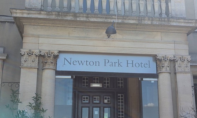 Newton Solney Hotel | Newton Country Hotel Burton Upon Trent