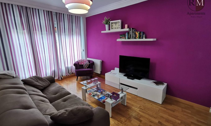 El Poble-sec Apartment | Next to the Magic fountain, other apartment 479588