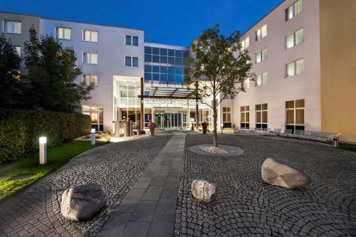 Raunheim Hotel | NH Frankfurt Airport West