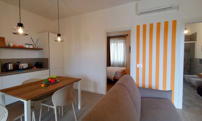 Laureto Villa | Nice apartment in villa for 4 people with hot tub, WIFI, A/C, TV and veranda, close to Alberobello