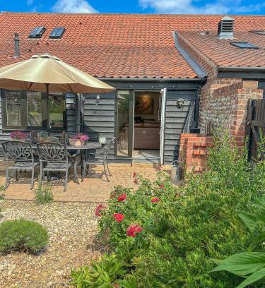 Happisburgh House | Nicholson Cottage