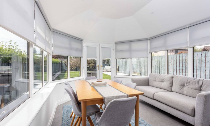 Kilmarnock House | No.15 Ellis House -Donnini Apartments