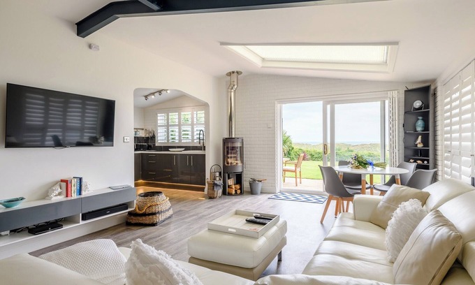 Great Yarmouth Cottage | Norfolk Broads and Coast, The Beach House