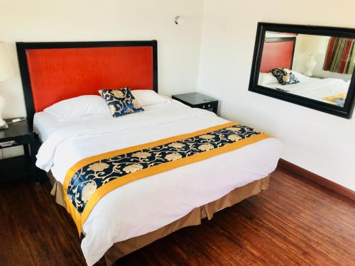 Norwalk Hotel | norwalk inn & suites