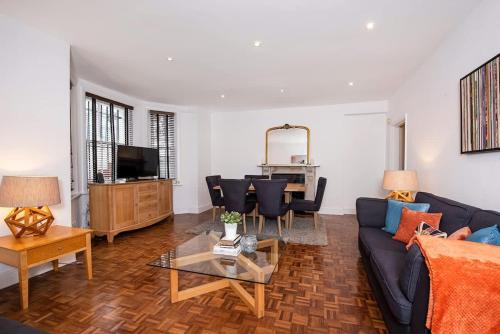 Campden Apartment | Notting Hill Large 3 Bed