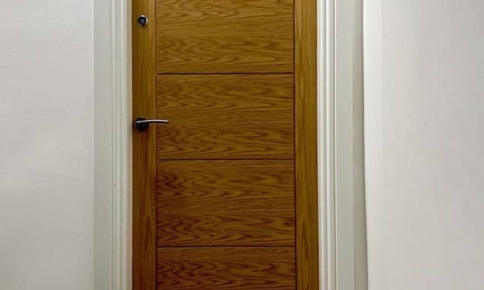 Douglas Apartment | Number 2, 8 Clifton Terrace