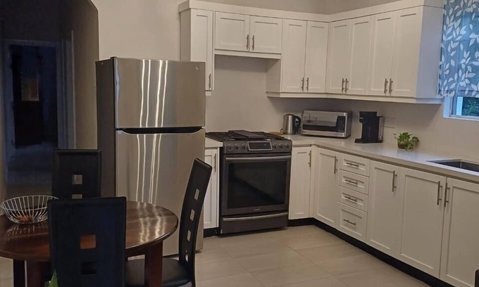 Soufriere Quarter Apartment | Nutmeg Hill Villa (2 Bedrooms)