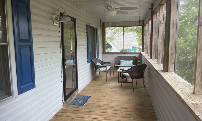 Tranquil Harbour House | Oak Island 4BR Retreat