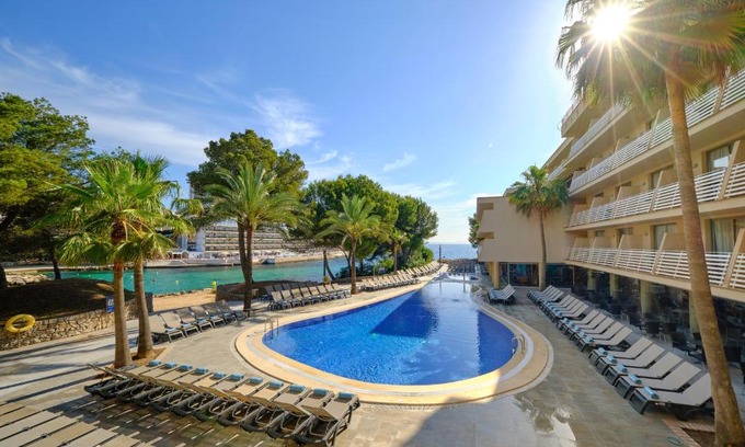 Cala Vinas Hotel | Occidental Cala Viñas