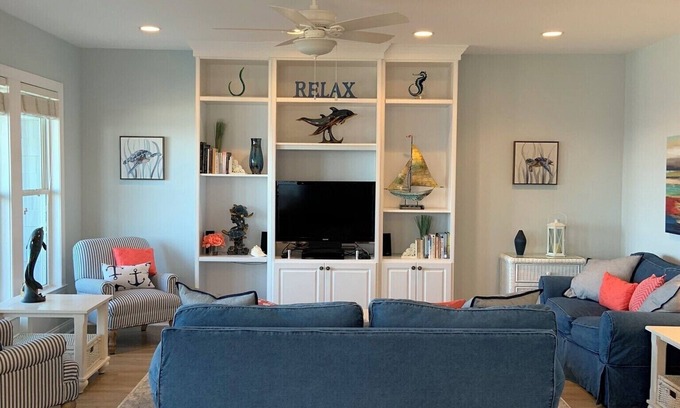 Indian Beach Condo | Ocean Club B301-Corner, Top Floor Oceanfront Condo