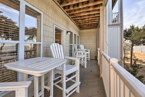 Indian Beach Apartment | Ocean Club Condo with Community Pool and Hot Tub