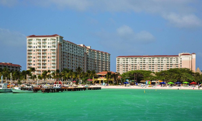 Palm Beach Resort | Oceanfront - 2 Bedroom - Marriott's Aruba Surf Club - Full Resort Access