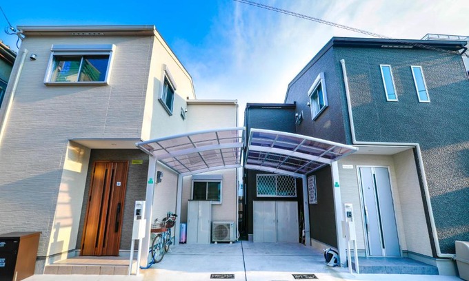 Higashinari Apartment | Olina's House
