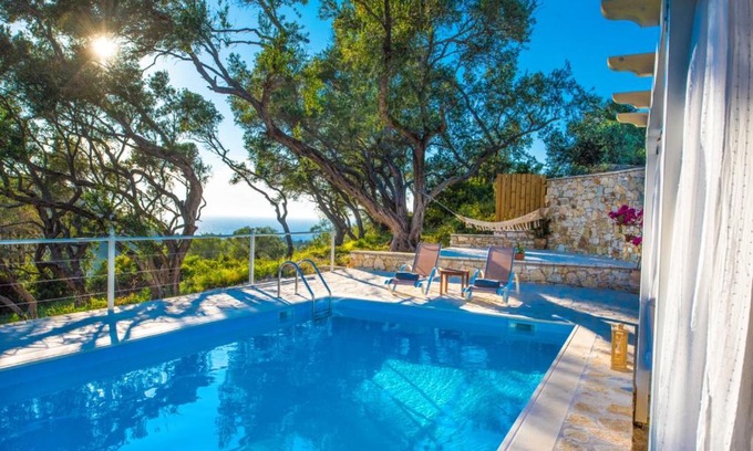 Lakka Villa | Olive Cottage