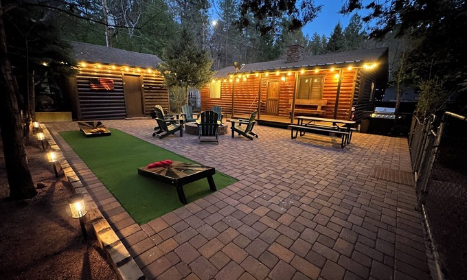 Christopher Creek Cabin | Once Upon a Creek: Newly Renovated Cozy Cabin In The Pines w/Patio Play Area