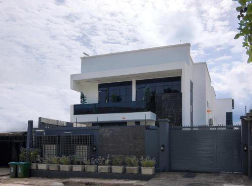 Surulere Apartment | One90 Apartment