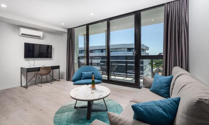 Oakleigh Apartment | Oros Hotel and Apartments