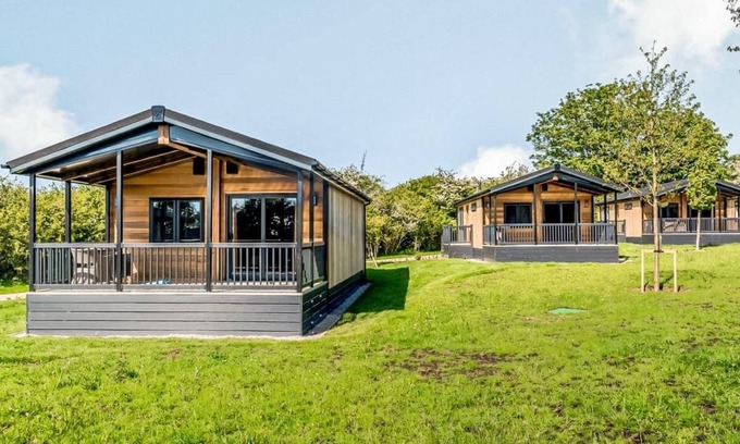 Saintbury Ski Chalet | Oxhill Lodge Premier