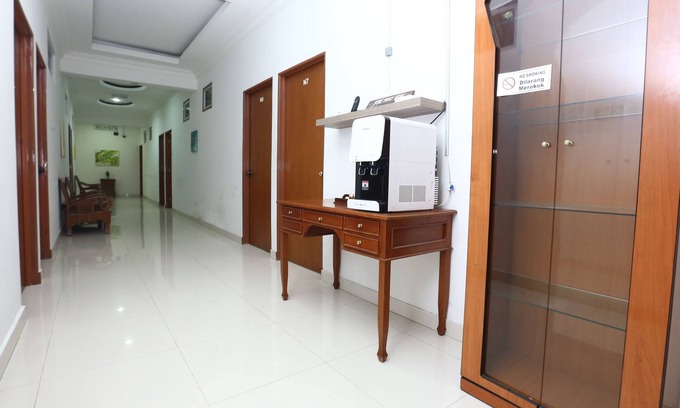 Kampung Gong Rengas Hotel | OYO 89435 Nusantara Group Hotel