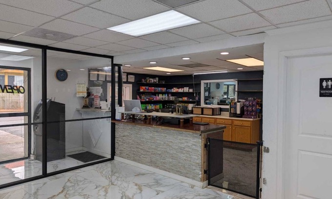 Cartersville Hotel | OYO Hotel Catersville GA