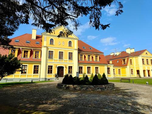 Ryman Hotel | Pałac w Rymaniu