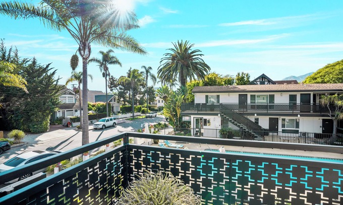 East Beach Hotel | Pacific Crest Hotel Santa Barbara