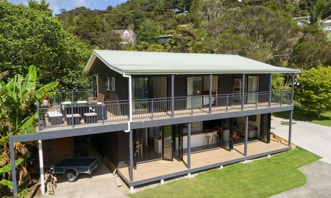 Paihia Cottage | Paihia Centre Peace - Central Paihia Holiday Home
