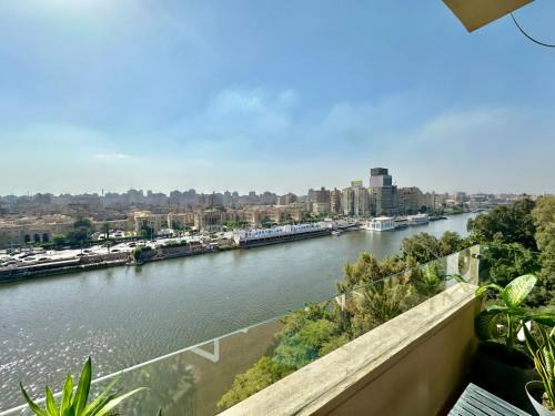 Gezira Apartment | Panoramic Nile View Stays in Zamalek