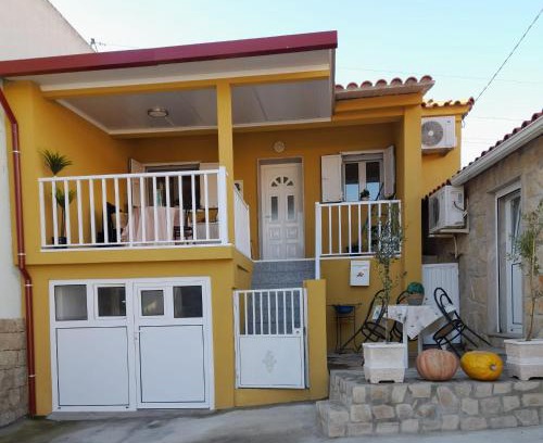 Cabanas de Baixo House | Paraíso da Foz do Sabor