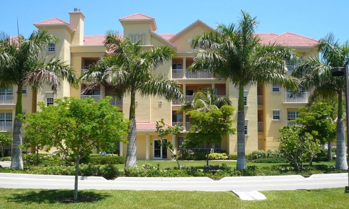 South Island Condo | Paradise Found Luxury Condo You'll Want to Come Back to!
