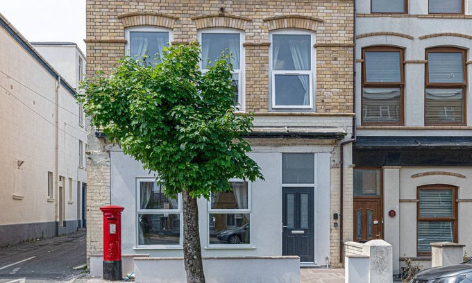 Rhyd-y-clafdy Apartment | Peace Retreats