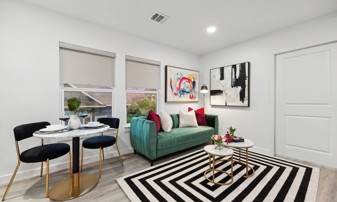 Oak Cliff Apartment | Peaceful 1-BR Stay w/Putting Green near Downtown