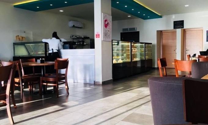 Freetown Apartment | Pearl Hotel & Residence