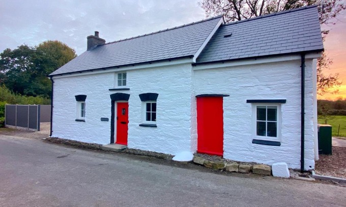 Rhydlewis House | Pensarngerrig