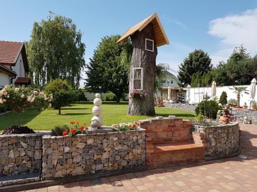 Morbisch am See House | Pension Sonnenhof