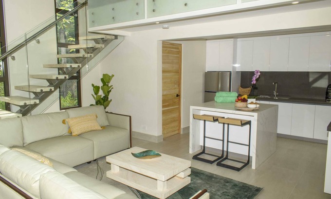 Nosara Apartment | Perfectly located in Playa Guiones. Walk to the beach, shops, restaurants & yoga