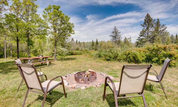 Iron River House | Pet-Friendly Iron River Cabin with Fire Pit!