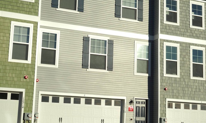 West Ocean City House | Picturesque Seaside Village Bay House