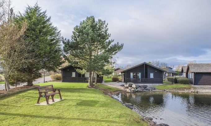 Warton Resort | Pine Lake Resort